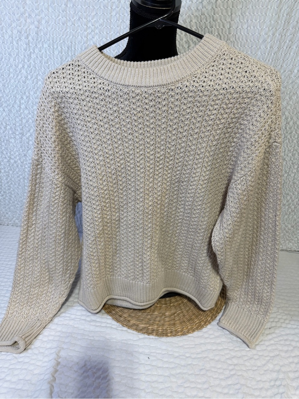 Universal Thread Cream Crewneck Textured Knit Sweater